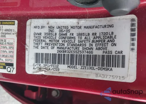 2005 Toyota Corolla S z USA, uszkodzony, nr VIN 1NXBR32E55Z537466